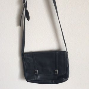 Black Kenneth Cole bag